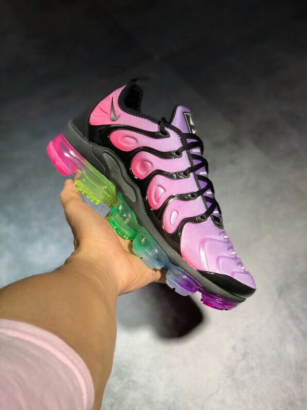 Authentic Nike Air Vapormax Plus women 1 